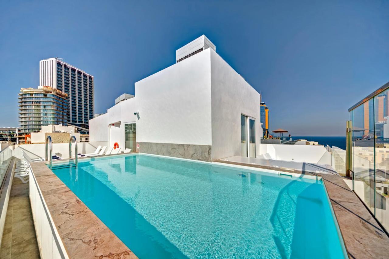 Quadro Hotel, Trademark Collection By Wyndham Saint Julian's Eksteriør billede