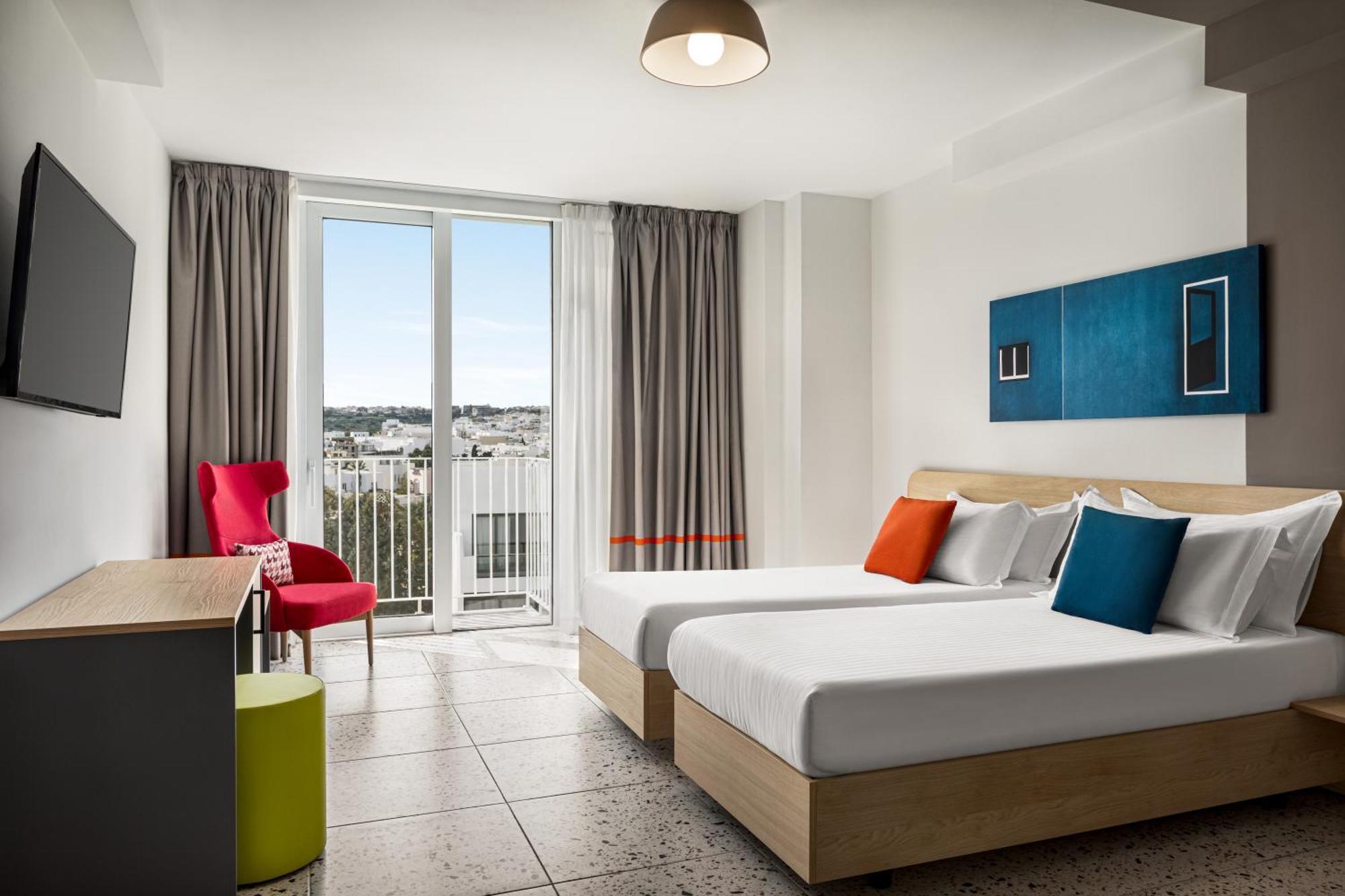 Quadro Hotel, Trademark Collection By Wyndham Saint Julian's Eksteriør billede